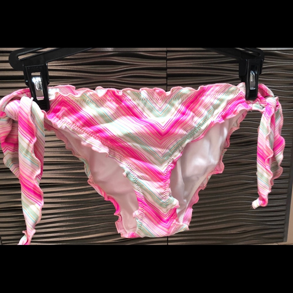 Victoria’s Secret bikini bottom size small